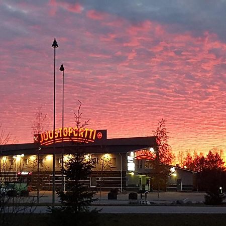 Hotelli Kaersaemaeki Karsamaki (North Ostrobothnia) Exterior foto